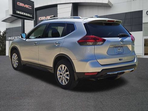 Used 2018 Nissan Rogue SV AWD/4WD image 20