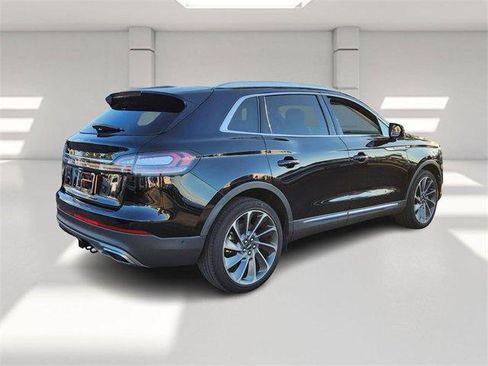 Used 2021 Lincoln Nautilus Reserve w/ Equipment Group 201A image 5