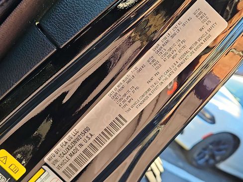 Used 2022 Jeep Wrangler Unlimited Rubicon w/ Trailer Tow Package image 36