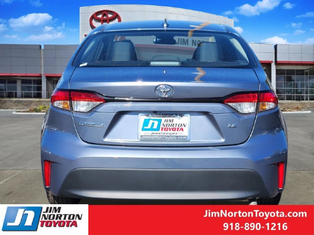 Used 2026 Toyota Corolla LE FWD image 6