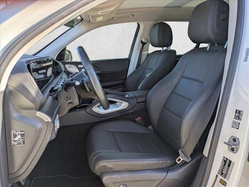 Used 2023 Mercedes-Benz GLS 450 4MATIC image 13