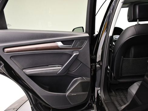 Certified 2023 Audi Q5 2.0T Premium Plus image 41