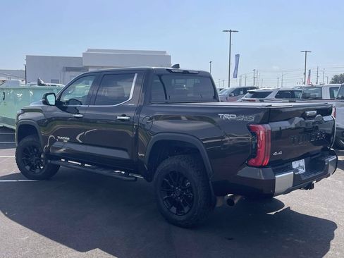 Used 2022 Toyota Tundra Limited w/ TRD Off-Road Package AWD/4WD image 5