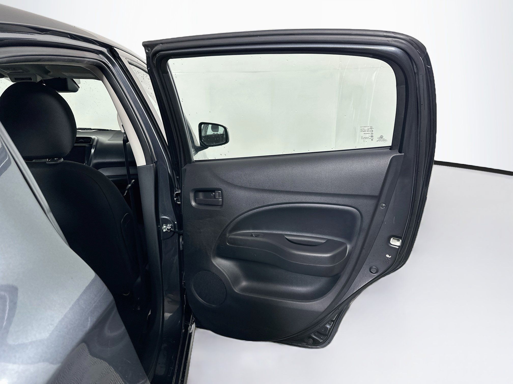 Used 2024 Mitsubishi Mirage ES FWD image 28