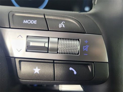 New 2025 Hyundai Kona Limited image 29