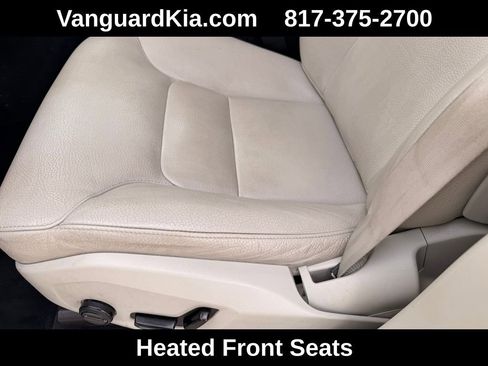 Used 2019 Volvo XC90 T5 Momentum w/ Multimedia Package image 16