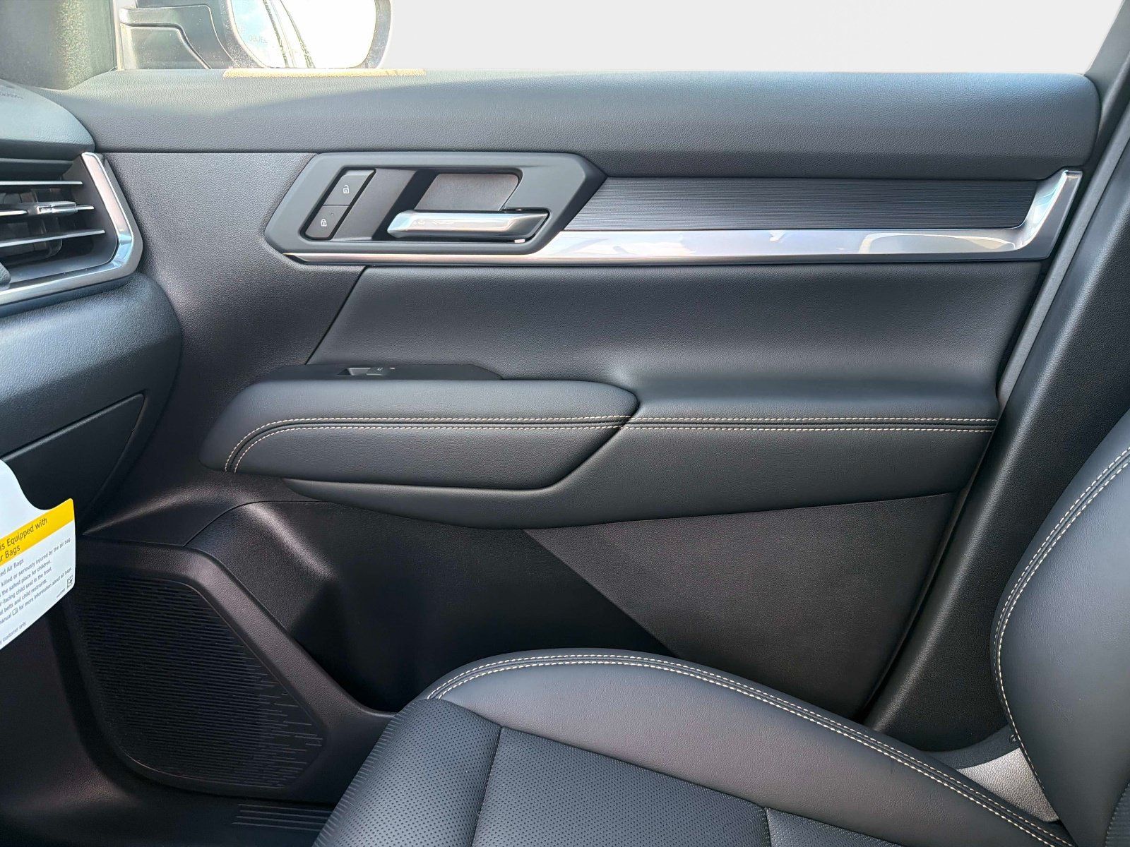 New 2027 GMC Terrain Elevation w/ Elevation Premium Package FWD image 22