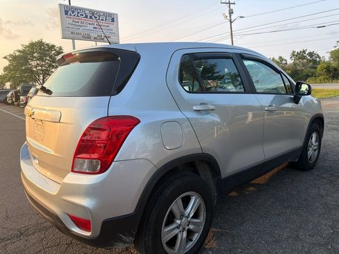 Used 2017 Chevrolet Trax LS AWD/4WD image 5