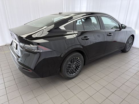 New 2026 Nissan Sentra SV FWD image 3