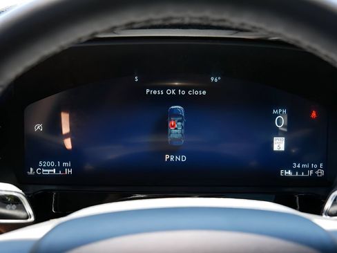 Used 2025 Lincoln Corsair AWD w/ Equipment Group 101A image 19