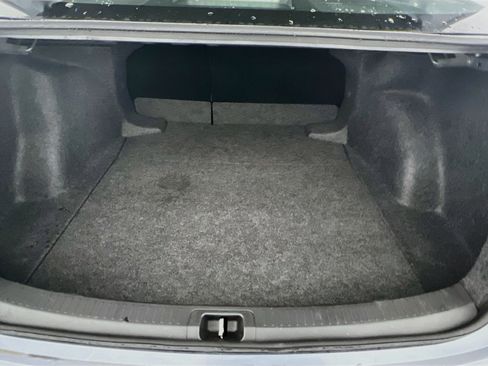 Used 2025 Toyota Corolla LE FWD image 31
