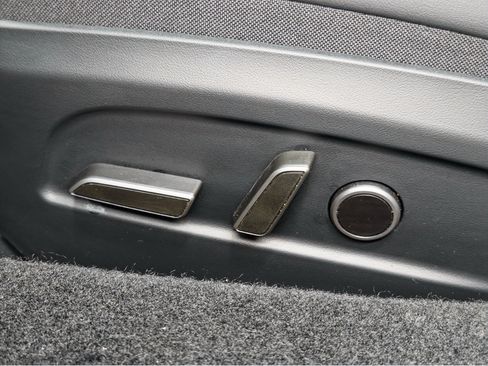 Used 2025 Tesla Model 3 Long Range AWD/4WD image 6