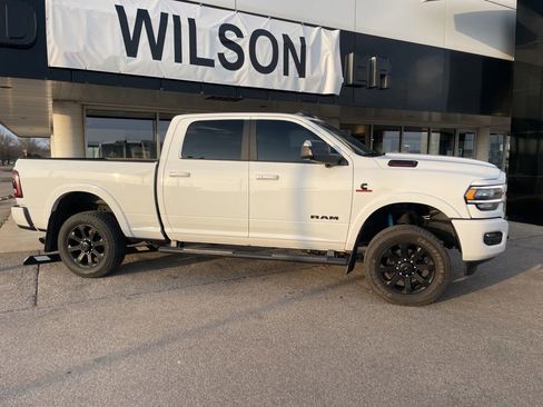 Used 2019 RAM 2500 Laramie w/ Night Edition image 2