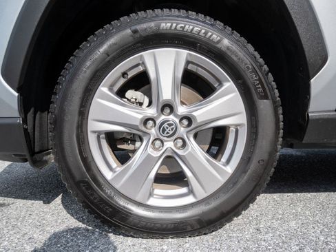 Used 2023 Toyota RAV4 XLE w/ XLE Grade Weather Package AWD/4WD image 31