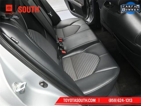 Used 2023 Toyota Camry SE image 33