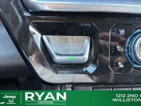 Used 2022 GMC Sierra 1500 Denali AWD/4WD image 18