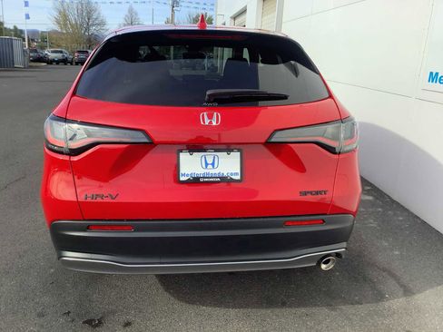 New 2026 Honda HR-V Sport image 5