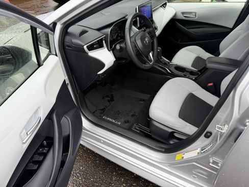 Certified 2023 Toyota Corolla SE image 13