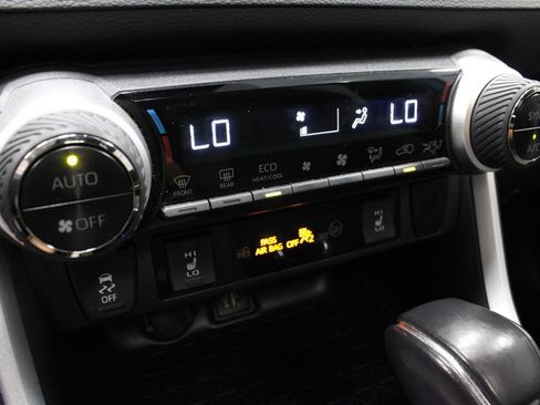 Used 2023 Toyota RAV4 SE w/ Convenience Package AWD/4WD image 30