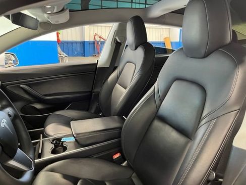 Used 2020 Tesla Model 3 Performance AWD/4WD image 23