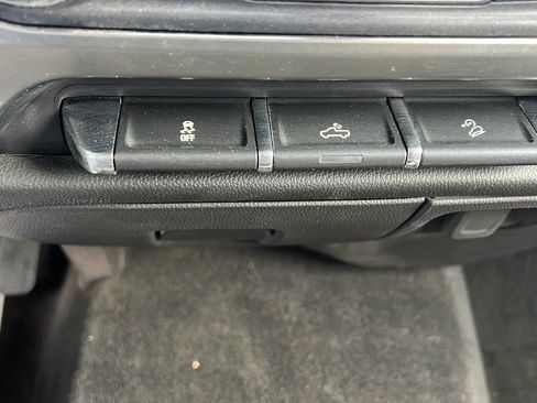 Used 2016 Chevrolet Silverado 2500 LT w/ LT Convenience Package image 27