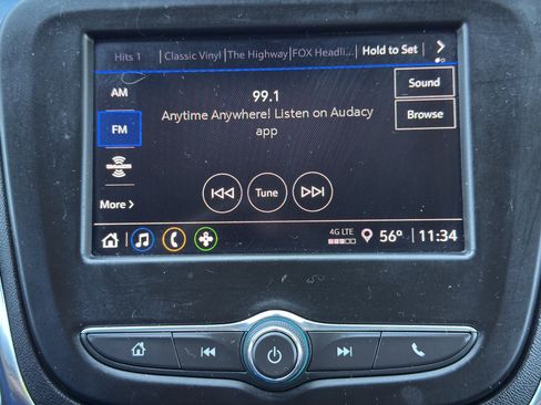 Used 2023 Chevrolet Equinox LT image 25