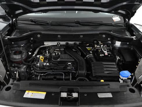 Used 2023 Volkswagen Taos SE FWD image 27