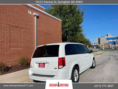 Used 2016 Dodge Grand Caravan SXT w/ Rear Park Assist Package FWD image 6