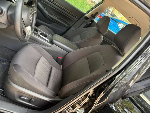 Used 2026 Nissan Altima 2.5 SV FWD image 35