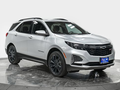 Used 2024 Chevrolet Equinox RS w/ RS Leather Package AWD/4WD image 9