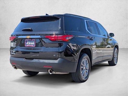 Used 2023 Chevrolet Traverse LT FWD image 5