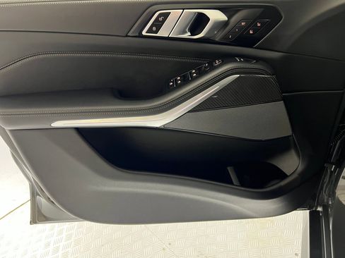 New 2026 BMW X5 M60i image 11