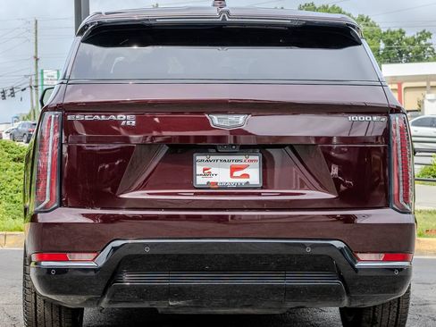 Used 2025 Cadillac Escalade IQ Sport 2 AWD/4WD image 26