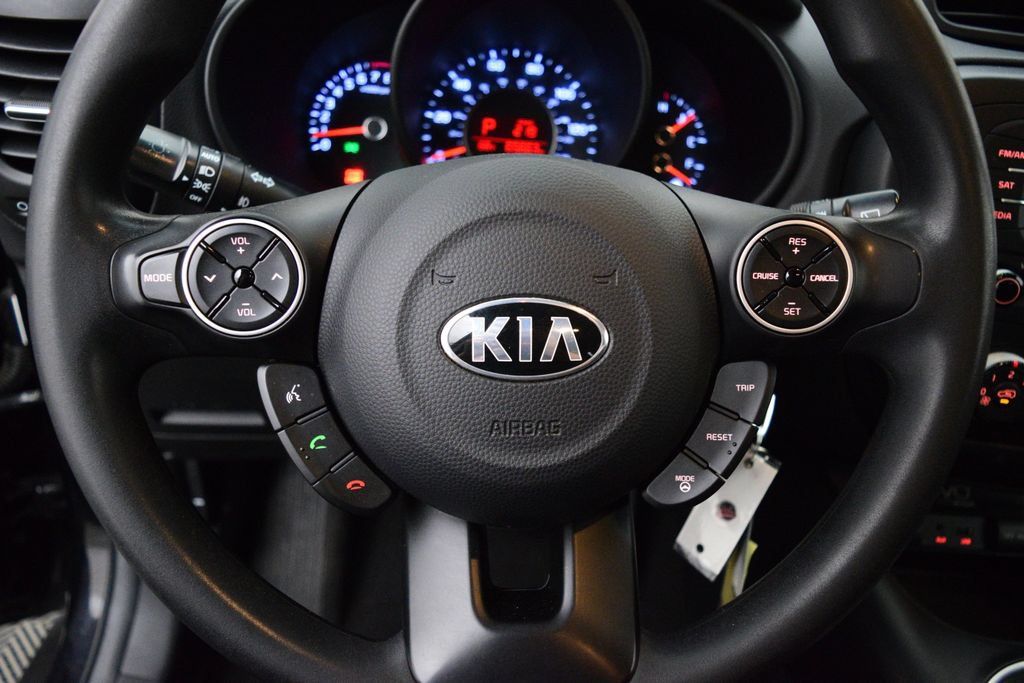 Used 2015 Kia Soul FWD image 27