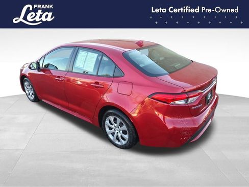 Used 2021 Toyota Corolla LE image 7