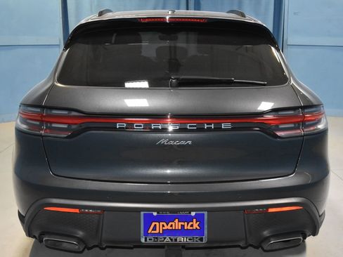 Certified 2025 Porsche Macan image 29