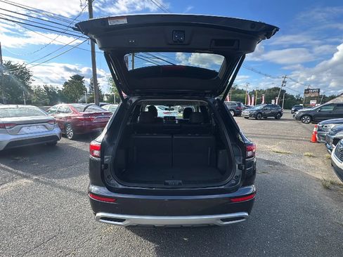 Used 2024 Mitsubishi Outlander Ralliart AWD/4WD image 17