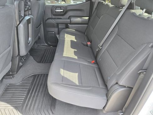 Used 2025 Chevrolet Silverado 1500 Custom image 17