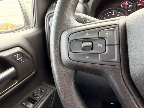 Used 2025 Chevrolet Silverado 1500 W/T w/ WT Value Package image 15