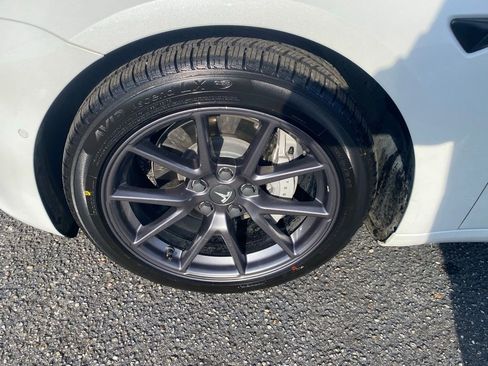 Used 2021 Tesla Model 3 Long Range image 18