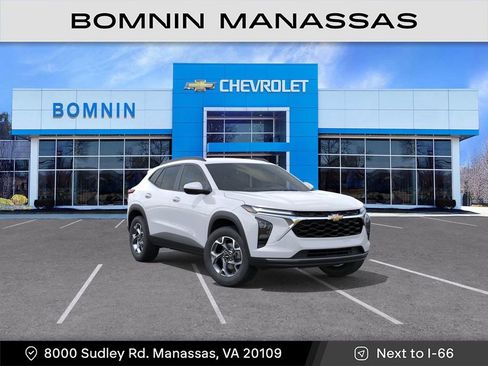 New 2025 Chevrolet Trax LT image 1