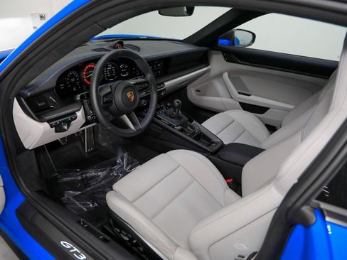 Used 2022 Porsche 911 GT3 RWD image 11