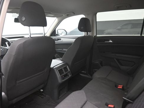 Used 2019 Volkswagen Atlas S image 23