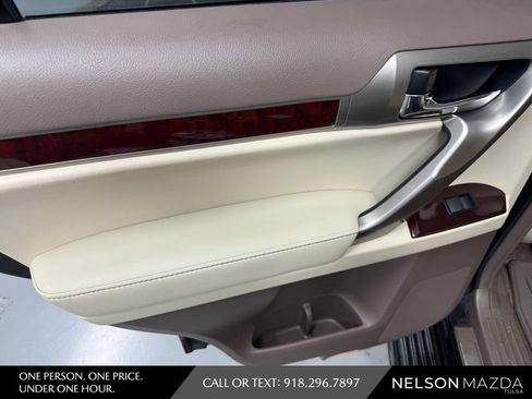 Used 2017 Lexus GX 460 Premium AWD/4WD image 34