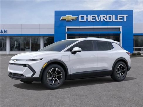 New 2026 Chevrolet Equinox EV LT FWD image 2