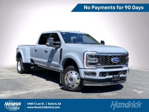 Used 2025 Ford F450 Platinum w/ FX4 Off-Road Package AWD/4WD image 1