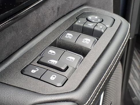Used 2025 RAM 1500 RHO w/ RHO Level 1 Equipment Group AWD/4WD image 12