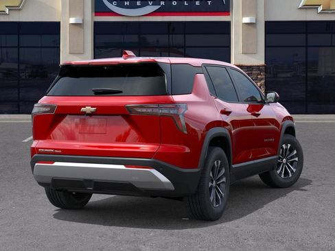 New 2026 Chevrolet Equinox LT image 4