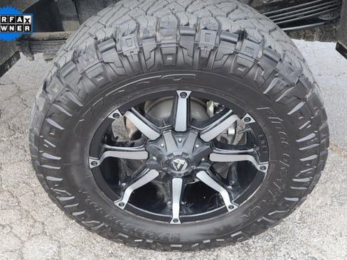 Used 2025 Chevrolet Silverado 2500 LTZ w/ LTZ Convenience Package image 25