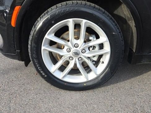 Used 2024 Dodge Durango GT image 7